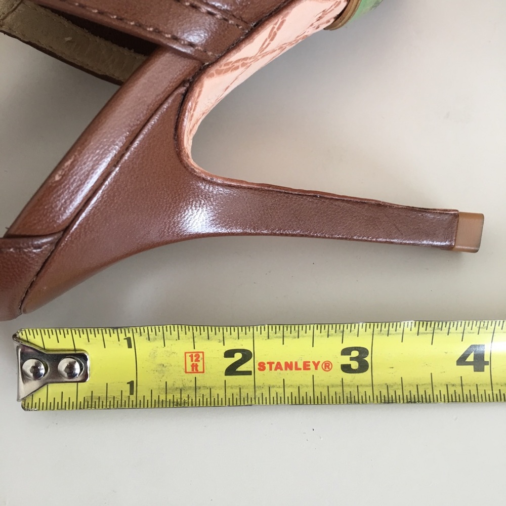 LAMB Heels - Picture 8 of 8